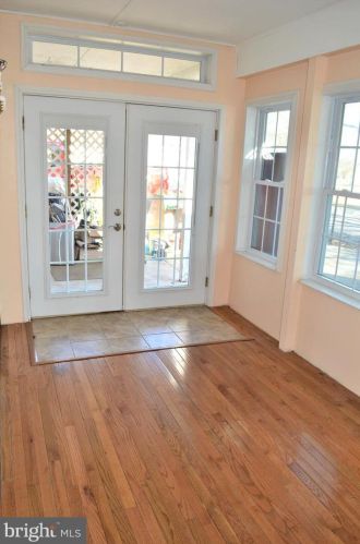 1408 Walnut Bottom Rd, Carlisle PA  17015-9145 exterior