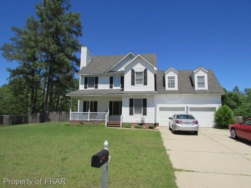 119 Stacy Ln, Raeford, NC 28376-5401