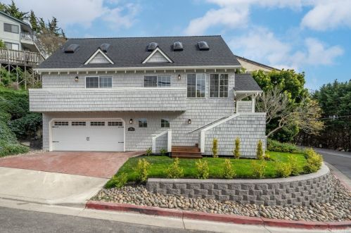 502 Le Point St, Pismo Beach CA  93420-2828 exterior