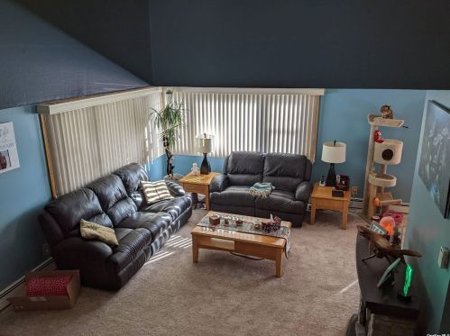 133 Pratt St, Babylon, NY 11704-7907