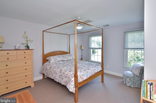 116 Osborne Cir, Kennett Sq PA  19348-1910 exterior