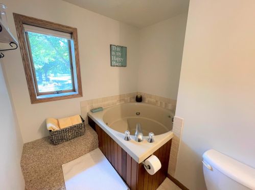 1450 15th St, Willmar MN  56201-2071 exterior