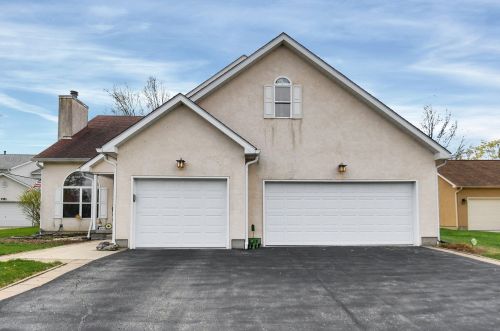 2233 Heron Ln, Marion, OH 43302-8277