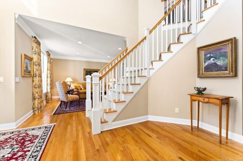 1 Latitude Cir, Stonington, CT 06378-1950