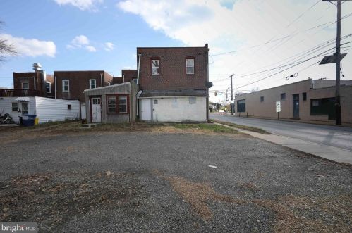 7701 Park Ave, Camden NJ  08109-3534 exterior