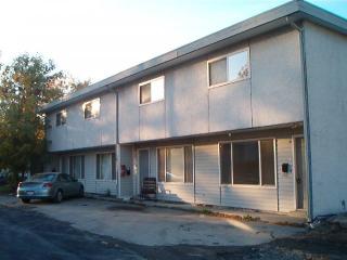 815 Woodford Ave, Kent, WA 98031-3065
