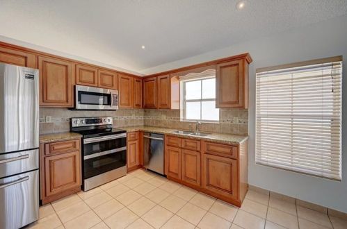 2161 188th Ter, Hollywood, FL 33029-3832