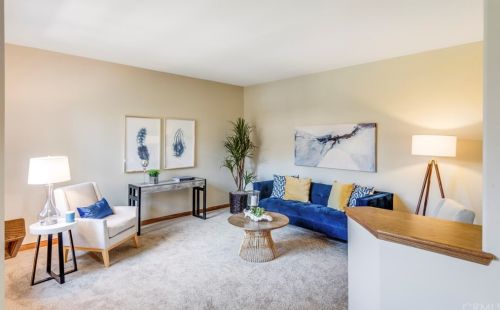 17 Malaga Pl, Manhattan Beach CA  90266-0072 exterior