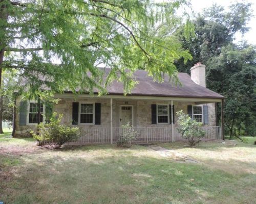 66 Mallard Rd, Southampton, PA 18966-2112