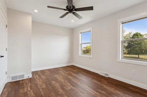 1438 Bea Ann Dr, Dodgeville WI  53533-8963 exterior