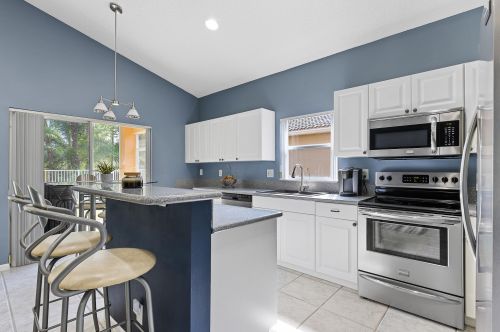 7739 Colony Lake Dr, Boynton Beach, FL 33436-1302