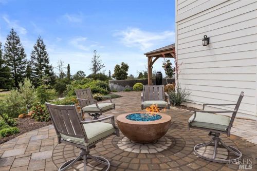 3736 Woodbourne Pl, Santa Rosa CA  95403-0941 exterior