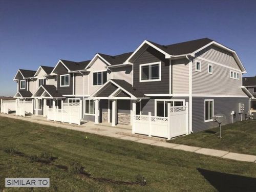 6147 Bristol Ln, Camp Dodge, IA 50131