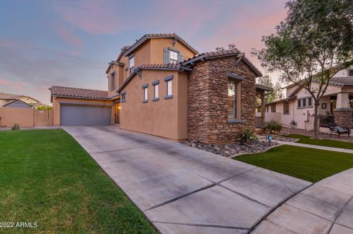 15499 Aster Dr, Sun City, AZ 85379-8116