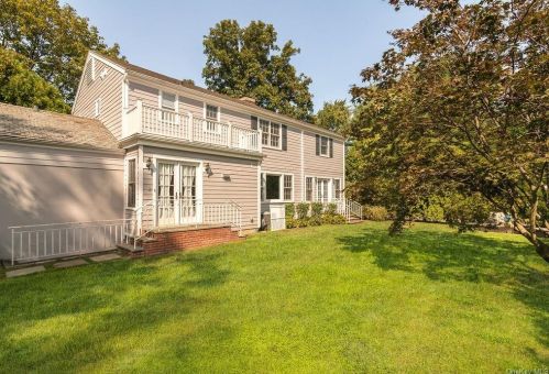 27 Crossway, Scarsdale, NY 10583-7157