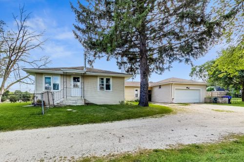 6618 88th Ave, Kenosha, WI 53142-8145