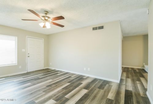 2636 Cactus Rd, Phoenix AZ  85032-7043 exterior