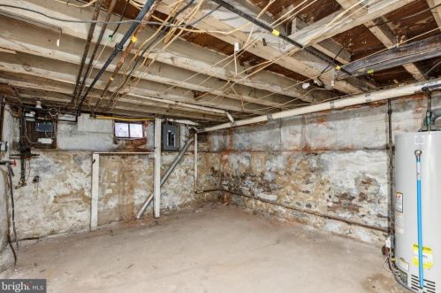 345 Chestnut St, Pottstown PA  19464-5638 exterior