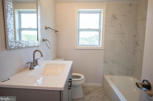 4351 G St, Washington DC  20019-4255 exterior