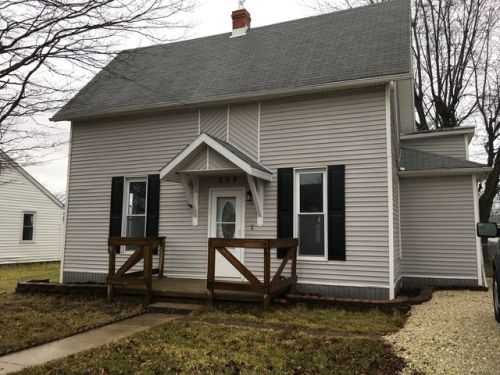 208 Morton St, Celina, OH 45822-2030
