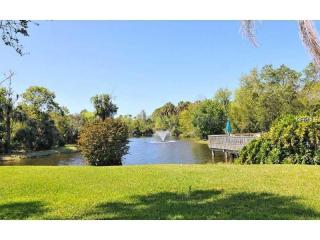 218 Woodland Dr, Osprey, FL 34229-9552