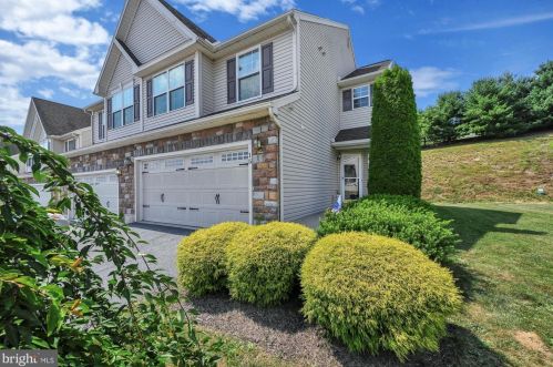 15 Abby Ln, Schuylkill Haven, PA 17972-9741