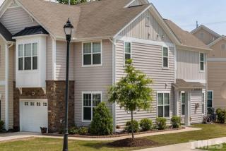 100 Suffolk Green Ln, Cary, NC 27560-6131