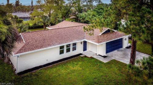 301 Edward Ave, Lehigh Acres FL  33936-1625 exterior
