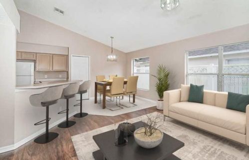 3217 Holland Dr, Orlando, FL 32825-7165