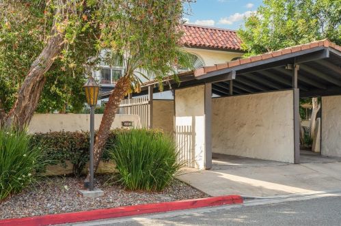 4216 Loma Riviera Ln, San Diego, CA 92110-5516
