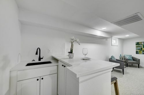 2045 Xavier St, Denver CO  80219-5048 exterior