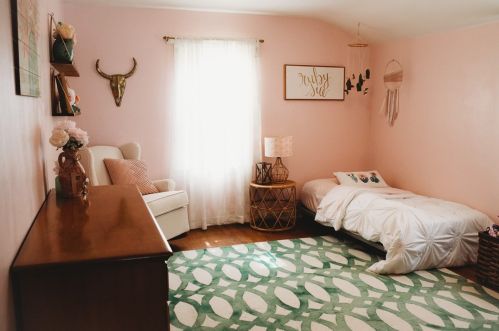 2013 Ridge Ave, New Kensington PA  15068-4043 exterior