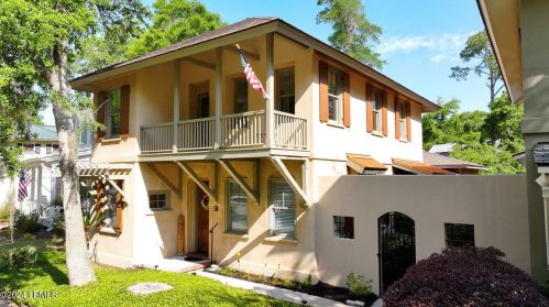 27 Sweet Olive Dr, Beaufort, SC 29907-3613