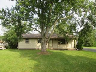 2060 Yuma Dr, London, OH 43140-8765