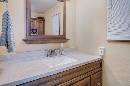 22 Great Brook Dr, Belmont NH  03220-4403 exterior