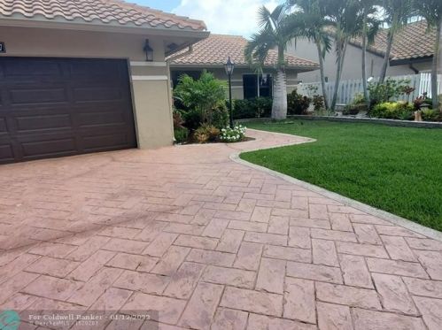 16377 11th St, Hollywood, FL 33027-5115