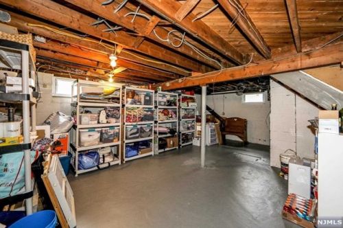 12 Pawnee Ave, Oakland NJ  07436-3019 exterior