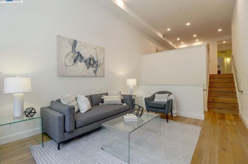 339 Channel Way, Oakland, CA 94601-2845