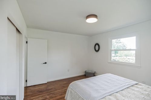 57 Evergreen Ave, Blenheim NJ  08012-3222 exterior