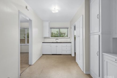 1427 Garfield Ave, Glendale CA 91205-3813 exterior