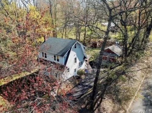 226 Old Mill Rd, West Nyack NY  10994-1414 exterior