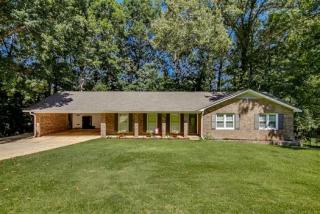 4203 Woodland Forrest Dr, Tuscaloosa, AL 35405-5750