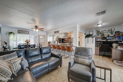 7830 17 Ave, Phoenix AZ 85023-2569 exterior