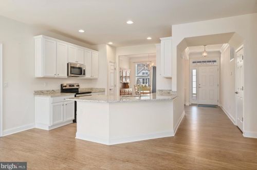 38516 Blue Hen Dr, Selbyville, DE 19975-3475