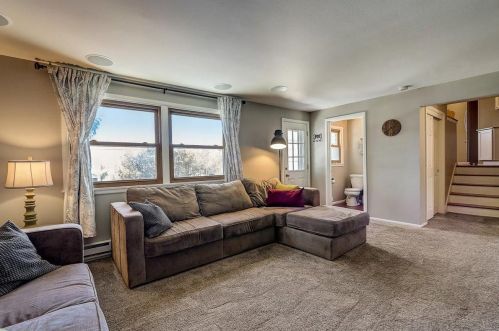 4127 92, Milwaukee WI 53228-2131 exterior