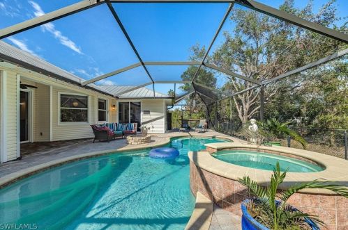 27249 River Royale Ct, Bonita Springs, FL 34135-4765