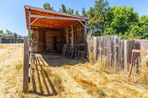 8255 Settlers Pl, Lake Nacimiento CA  93446-8364 exterior