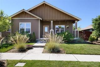 3071 Yellow Ribbon Dr, Bend, OR 97701-7522