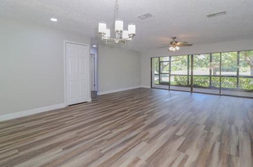 180 Tads Trl, Oldsmar FL  34677-2396 exterior