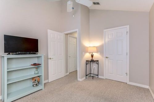 18912 Place Marquette, Lutz FL  33558-5312 exterior